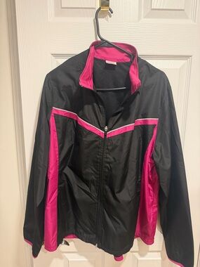 Danskin VINTAGE Black & Hot Pink Lightweight Women's Windbreaker Jacket